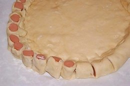НАРЯДНЫЙ ПИРОГ С КУРИЦЕЙ.ИНГРЕДИЕНТЫ:для теста: 100 мл.молока(нагреть до 30