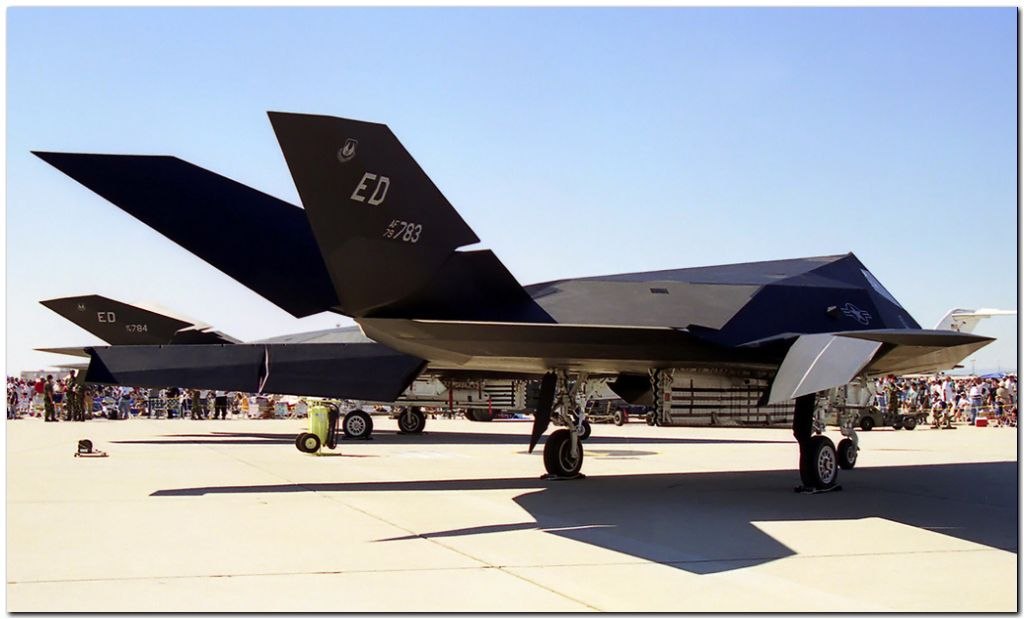    .18  1981     Lockheed YF-117A Nighthawk   ... - 5