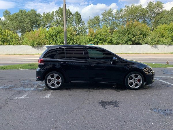 Volkswagen golf GTI 2009..: 112.000 2  : 465.000 - 2