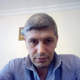 Tigran, 40, 