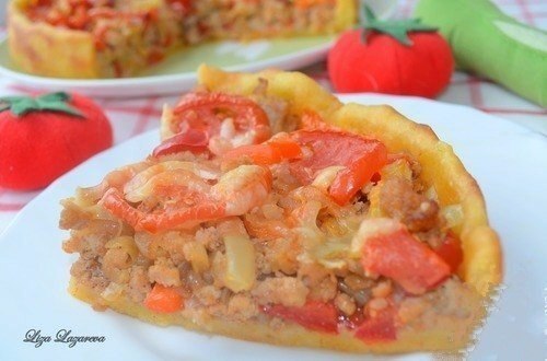 Деревенский пирог из картофельного теста с мясом и овощами.Ингредиенты:Для теста:- 150 гр картофеля ... - 2