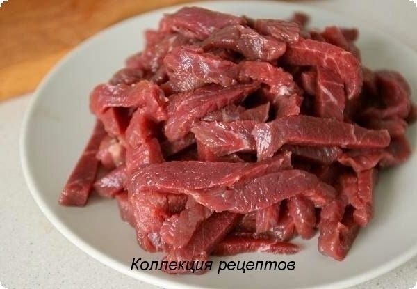 #закуска.2 тонких длинных огурца400 гр. (или немного меньше) мяса говядины1 средняя луковица1 ... - 4