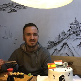 � ����� ����, ������, 33 ����