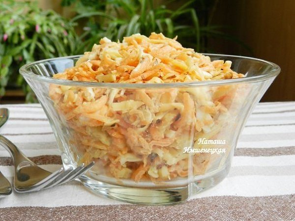 Морковный салат с сыром.Автор: Наташа ИмшенецкаяМорковный салат с сыром - полезное и яркое блюдо для ...