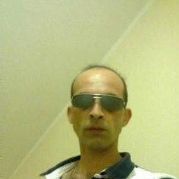 Artur, , 48 