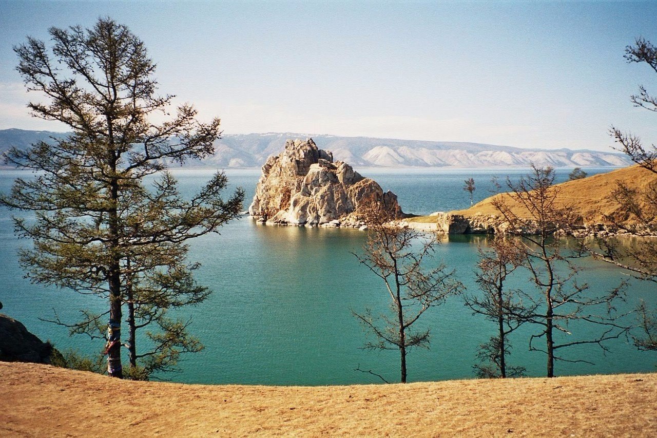    .#@travel.blog