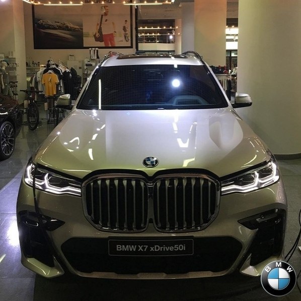   e oe c  o ?  pa oo -a peeo?.BMW X7
