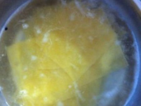 Диетический бешбармак из курицы .Ингредиенты -филе куриного бедра 300 гр. -лук 3-4 шт. -листы для ... - 3