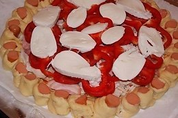 НАРЯДНЫЙ ПИРОГ С КУРИЦЕЙ.ИНГРЕДИЕНТЫ:для теста: 100 мл.молока(нагреть до 30