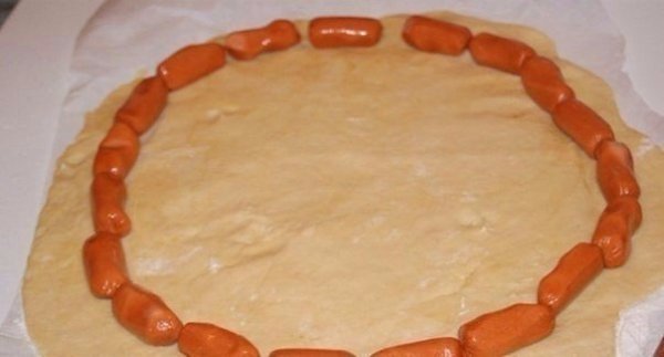 НАРЯДНЫЙ ПИРОГ С КУРИЦЕЙ.ИНГРЕДИЕНТЫ:для теста: 100 мл.молока(нагреть до 30