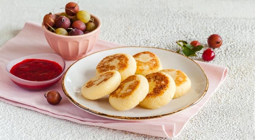 Подборка рецептов вкуснейших низкокалорийных сырников, для правильного и полезного ...