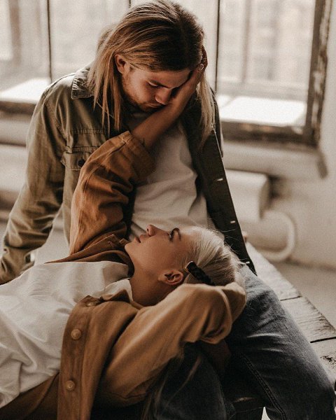 — А вы не считаете, что все мужчины одинаковы? — Одинаковы. Все, кроме любимого. - 2