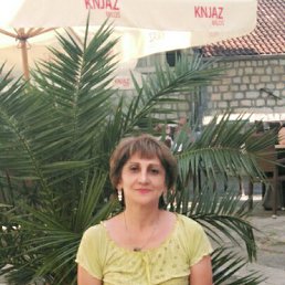 Tara, 57, 