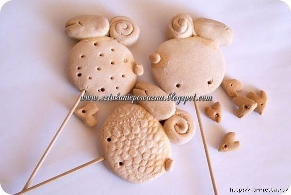 Овечки и барашки на палочке. Соленое тесто. Мастер-класс - 5