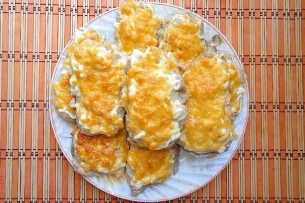 Мясо по-французски в духовке.Ингредиенты:мясо – 500 гр. (я беру свиную вырезку – аккуратненький ...
