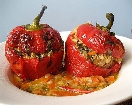 Фаршированный перец с мясом .Итого на 100 грамм 147 ккалБ/Ж/У 9 / 0.7 / 5.7Ингредиенты для рецепта ...