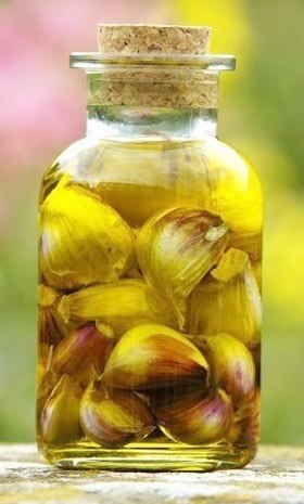 РЕЦЕПТ ДЛЯ СОСУДОВ. ЧЕСНОЧНОЕ МАСЛО. Сегодня приготовим чесночное масло по рецепту, хранимому в ...