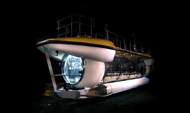   Triton DeepView       . Triton Submarines  ...