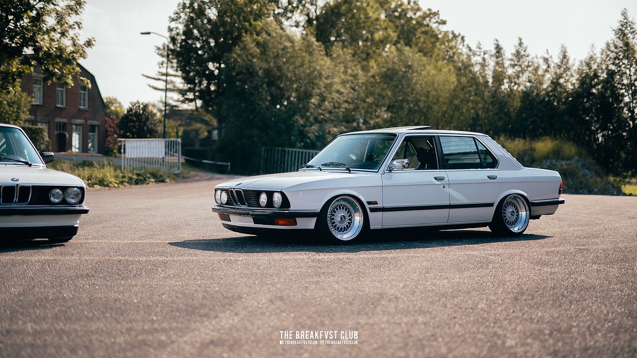 #bmw@autocult #e28@autocult - 7