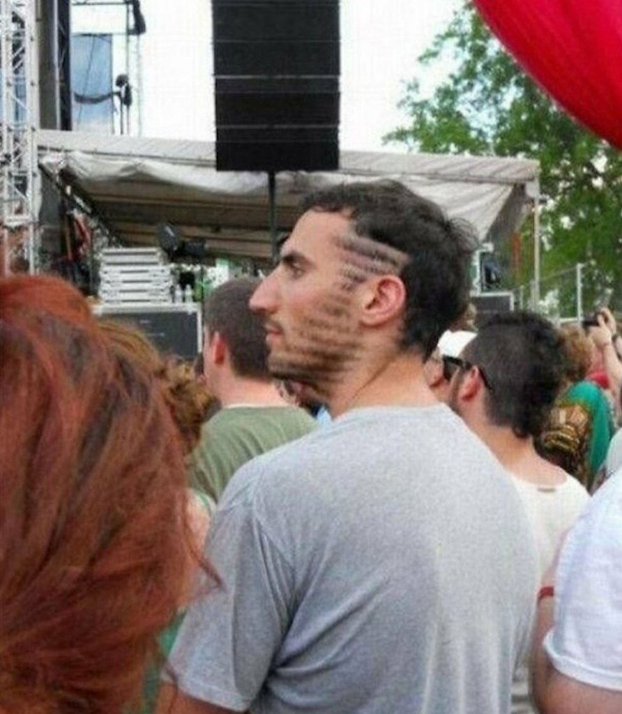   )))