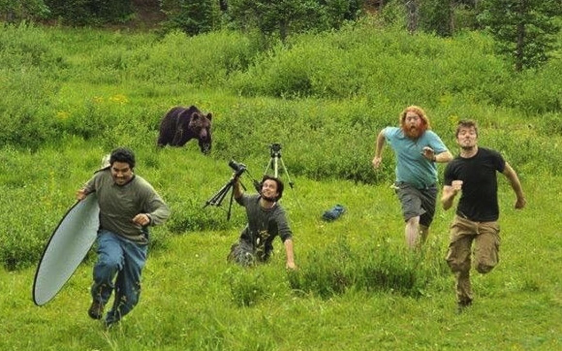 E  oo National Geographic,  o     a.. - 5
