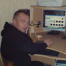 Сергей, 45, Родники