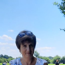 Lydia, 55, 