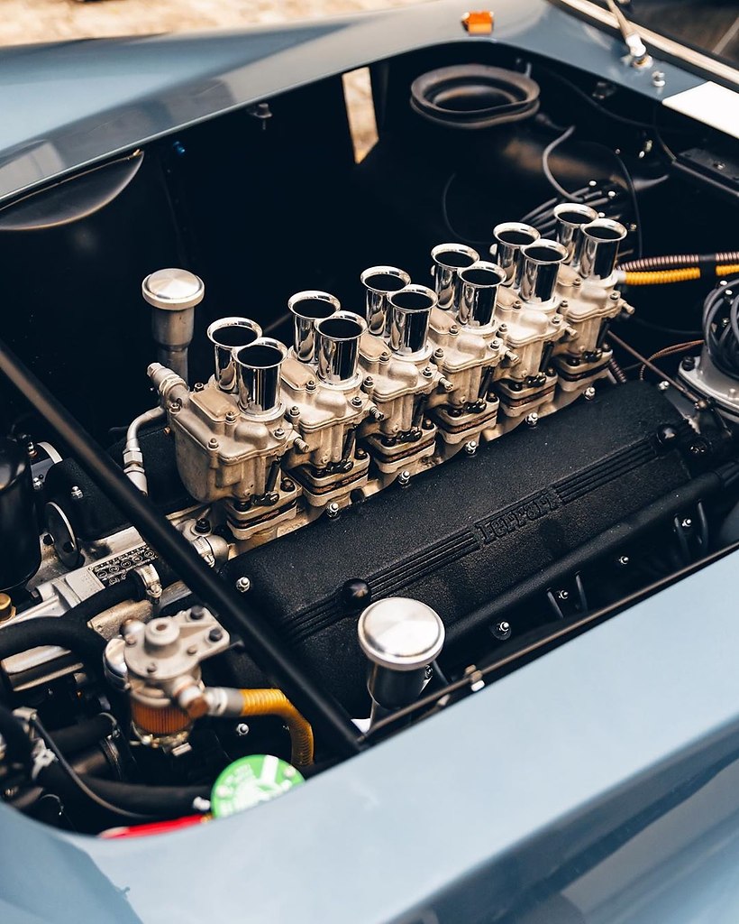 #Ferrari@autocult - 9