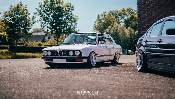 #bmw@autocult #e28@autocult - 5