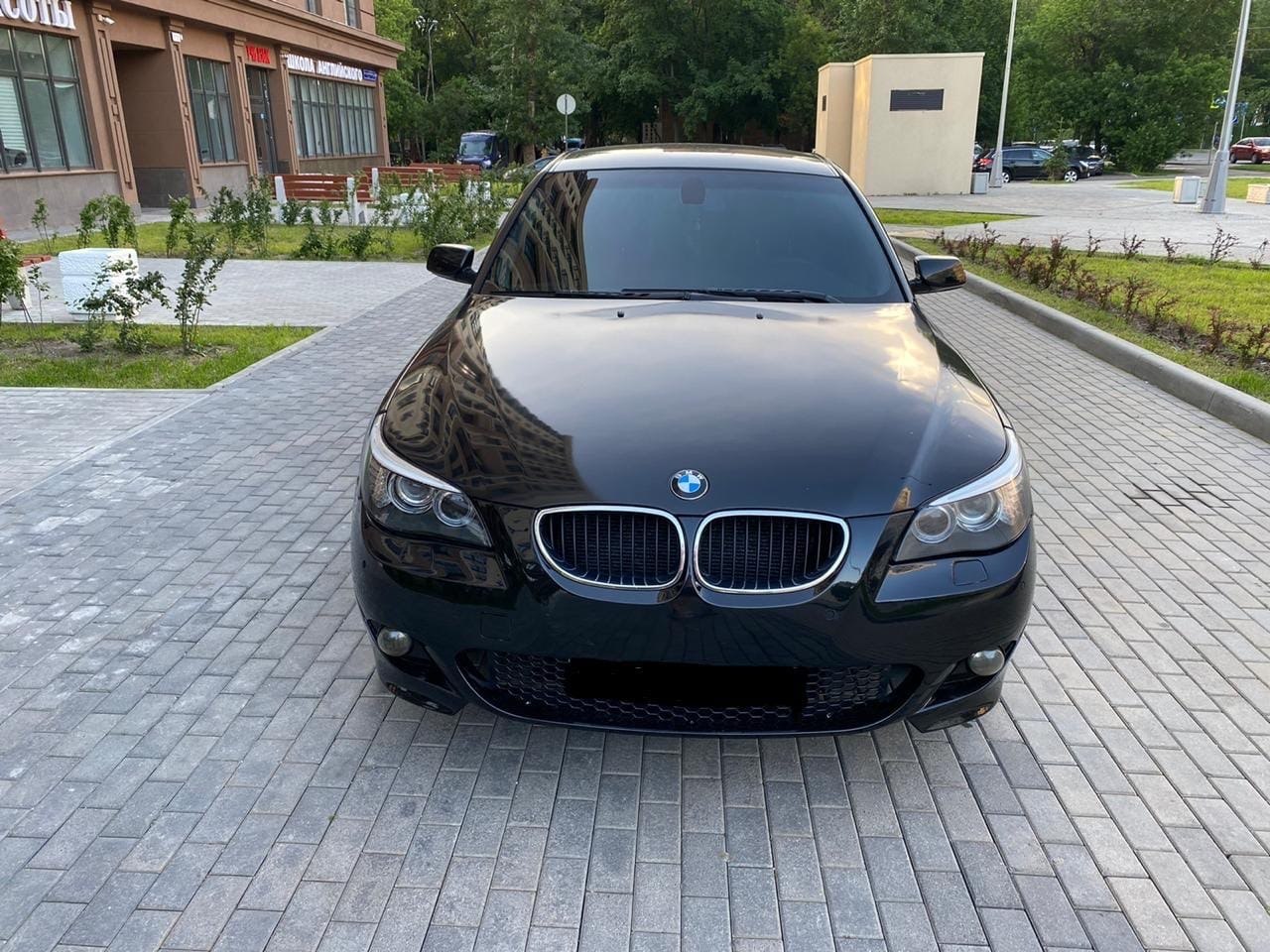 BMW 530 xDrive.2009 , . , 3.0 272   m-tehnik    ... - 3