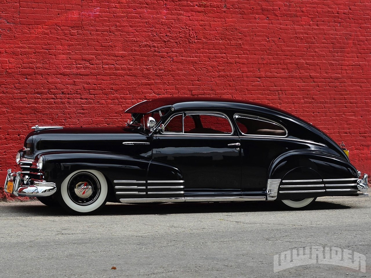 #bomb@autocult #lowrider@autocult #Fleetline@autocult 1947