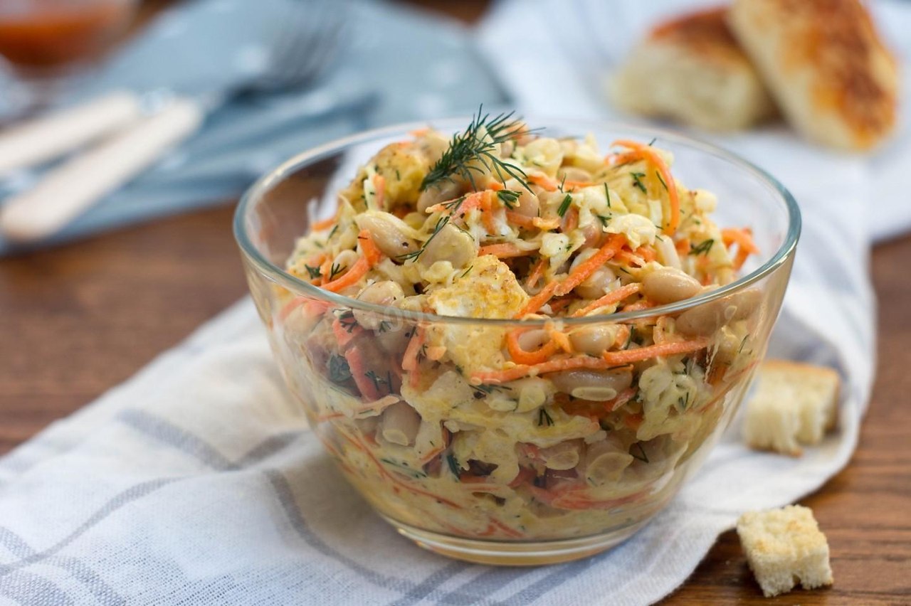 Салат с корейской морковки и курицы. Простой, но очень нежный и вкусный салат! .на 100грамм - 111.28 ...