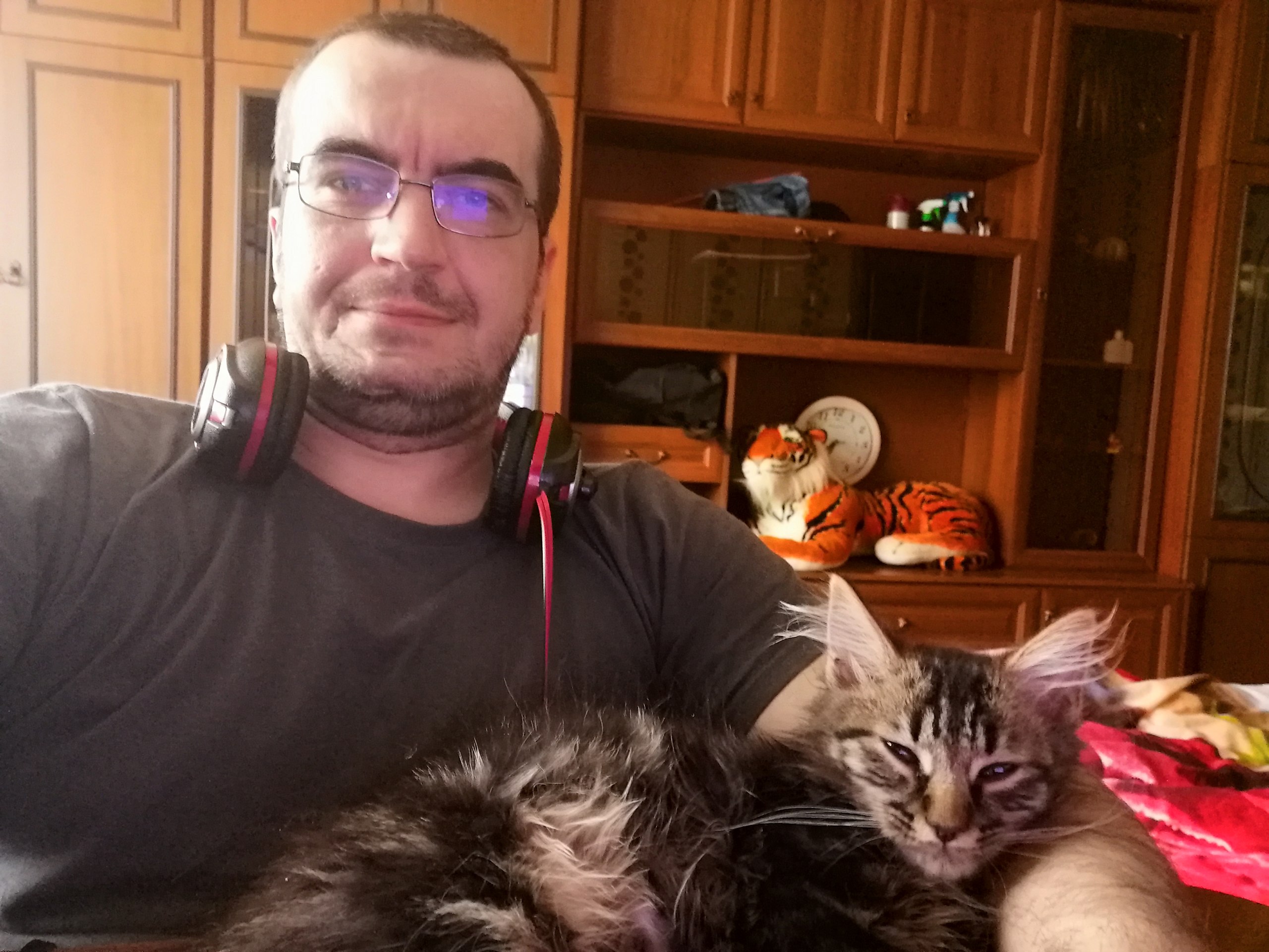   - 4  2020  18:23 - 2