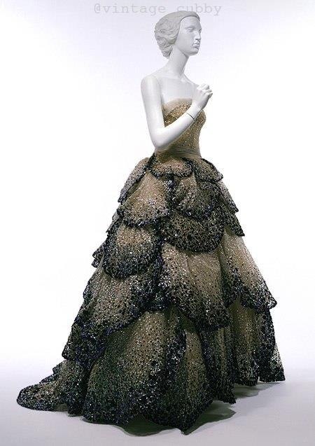 e ae, a aoee poeee a. Christian Dior. a 1949-1950.