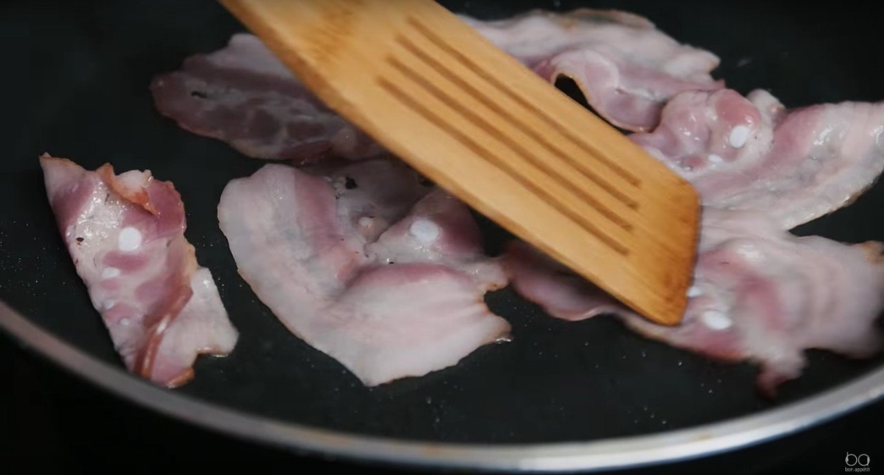      .:     1 .   ... - 4