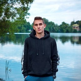Denis Makarov, 