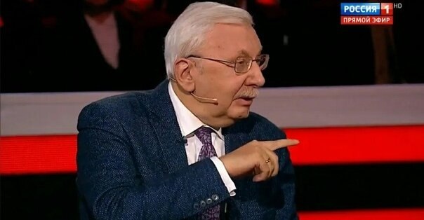 Золотые памятники Путину.На одном из политических ток-шоу Виталию Третьякову предложили озвучить — ...