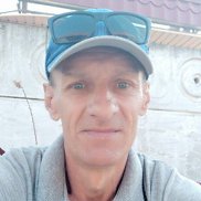 Viktor, 60 , 