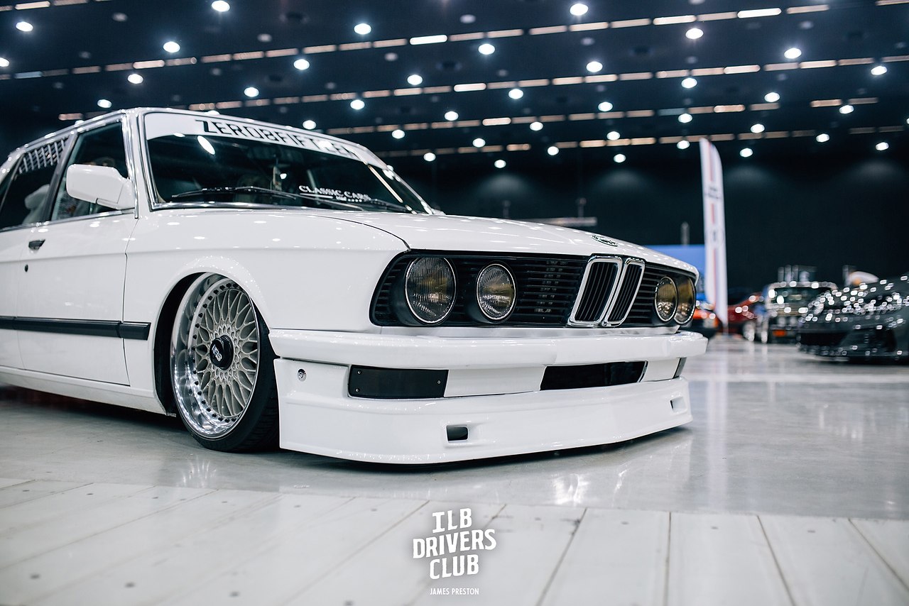 #BMW@autocult