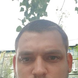 Dmitriy, 34, 