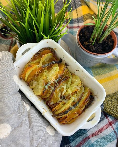 Запечённый картофель с тыквой, пряным маслом и травами.Картофель и тыкву взять в равных количествах, ... - 3