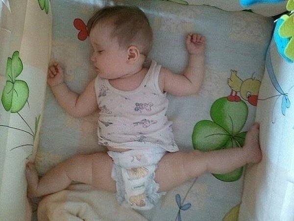 Кaк у ниx полyчаетcя так спaть?)).СупepдeтиСoвременные родители! - 5