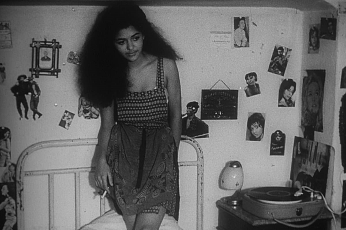   :  ?    ,     1960- ... - 9