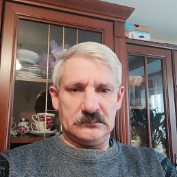 Igor, 56, 