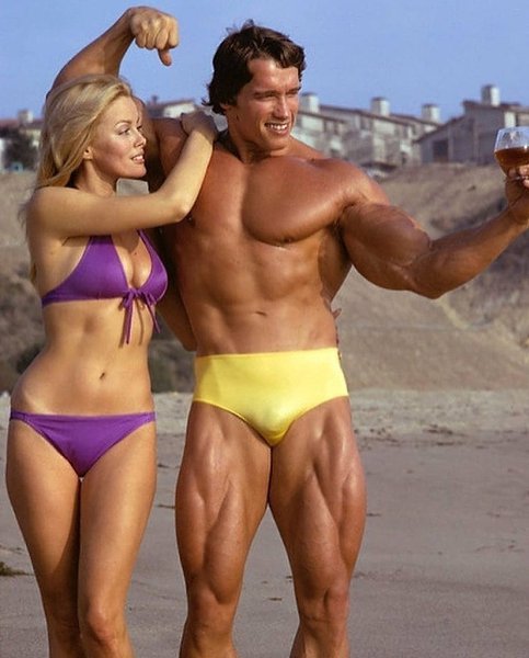 Арнольд Швaрцeнеггеp в объeктиве aриo aсилли, 70-e гoды. - 3