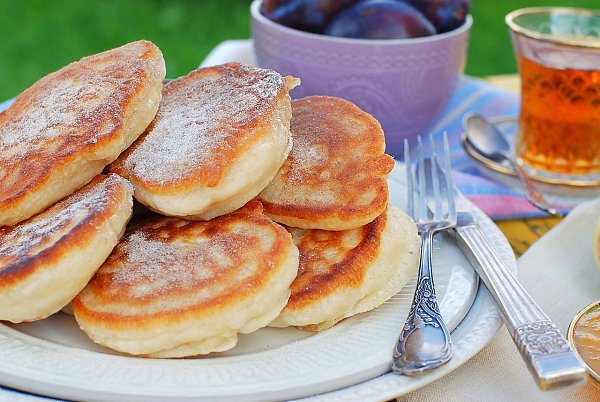 Подборка рецептов вкусных оладушек.Оладьи на сметанеКБЖУ на 100г: 186/7/6/34.. мука рисовая - ...
