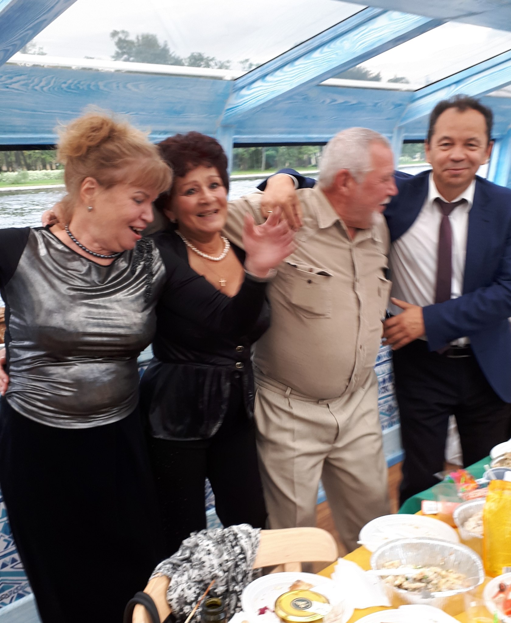      .    , -  !    ,  ,  ... - 3