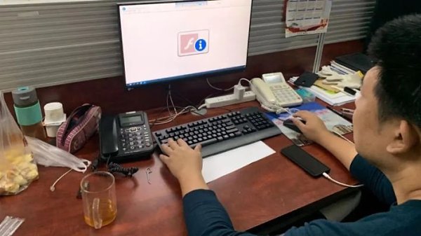 Из-за отключения Flash железнодорожная сеть целого города в Китае вышла из строя на сутки. Замена ...