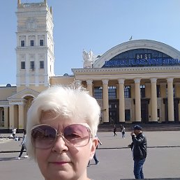 Вера, 66, Ивано-Франковск