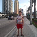 Collins Avenue (Sunny Isles, Florida, USA).    